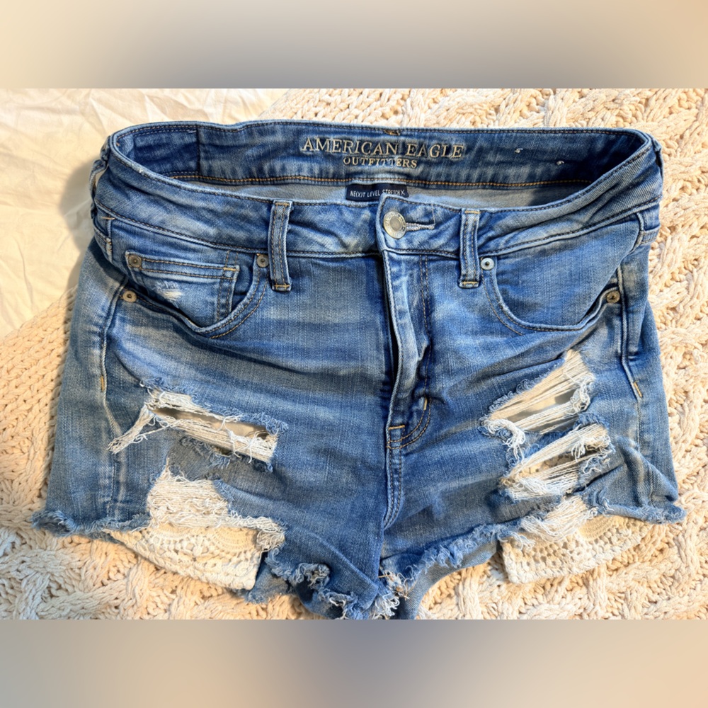 American Eagle Outfitters Distressed Blue Boyfriend Jeans Shorts 10